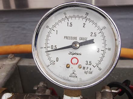 給水管・給湯管の水圧を測定